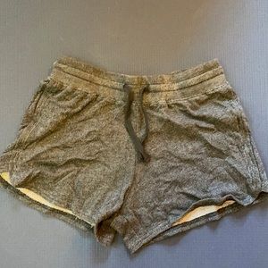 Natural Banan supply organic cotton shorts